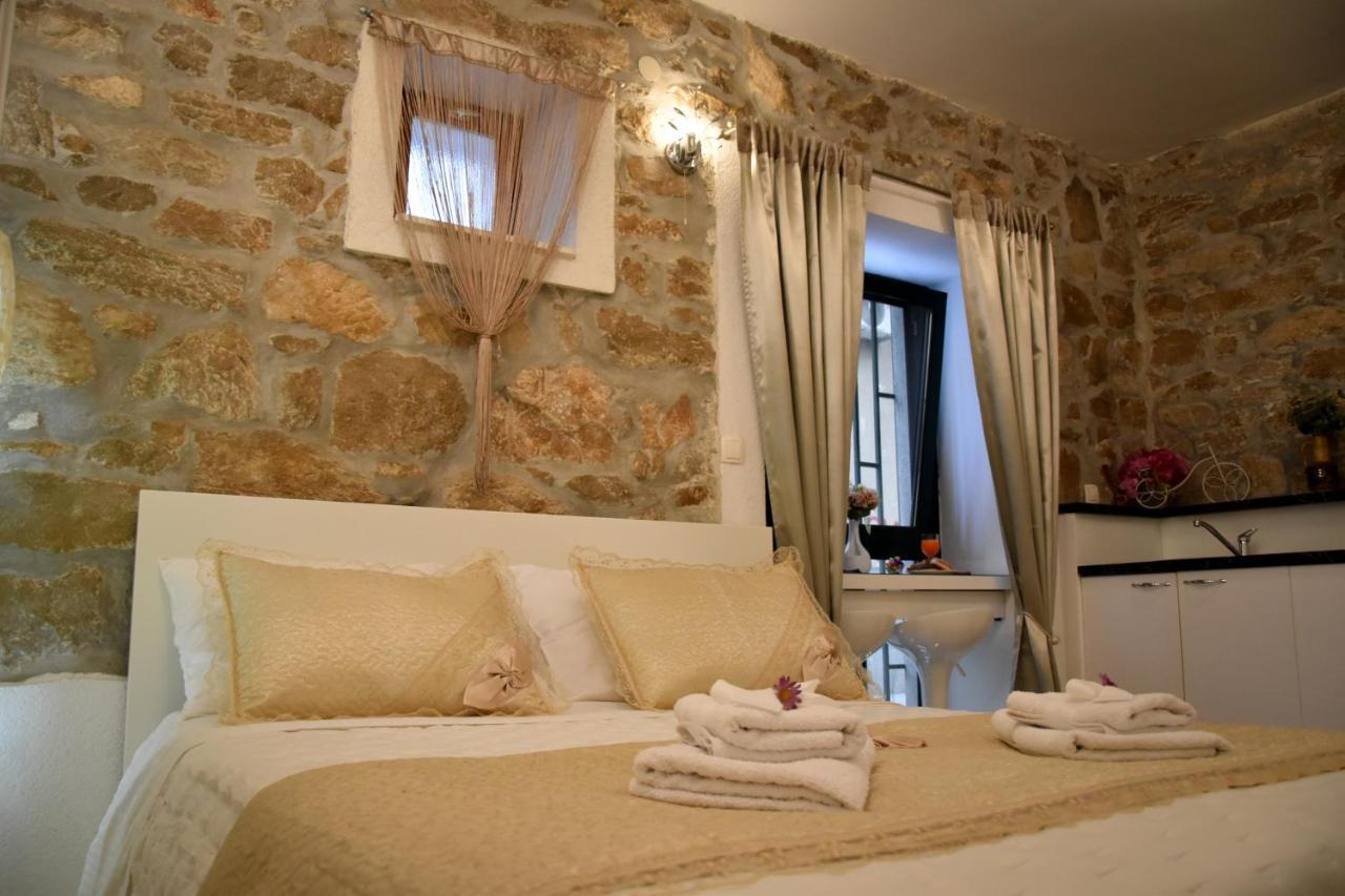 Apartments Bepina- 5 Mins From The Center Split Exteriör bild